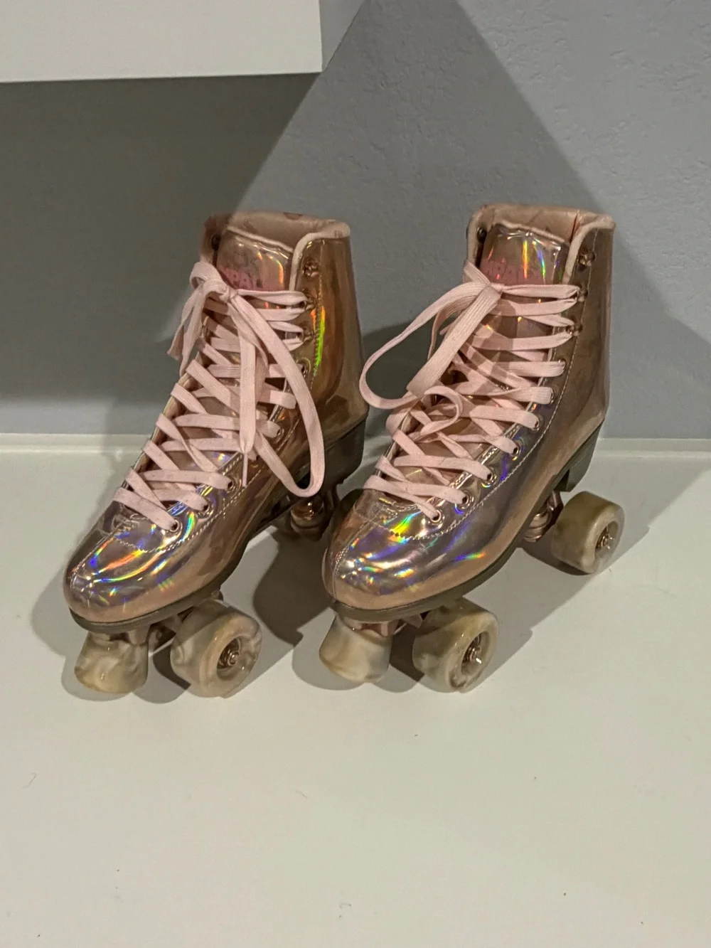 Rose Gold Impala Roller Skates - Picture 3 of 6